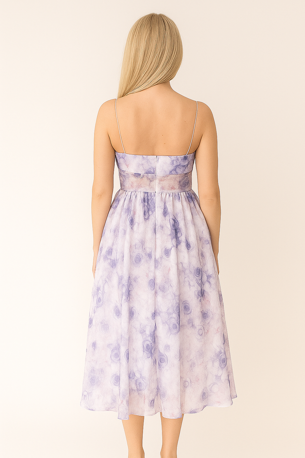 Damen – Elegantes Midi-Kleid mit Skulptur-Silhouette