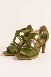 Damen – Riemchen-Heels mit Blockabsatz und eckiger Spitze