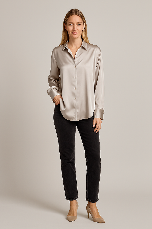 Damen – Satinbluse mit legerem Schnitt und elegantem Glanz