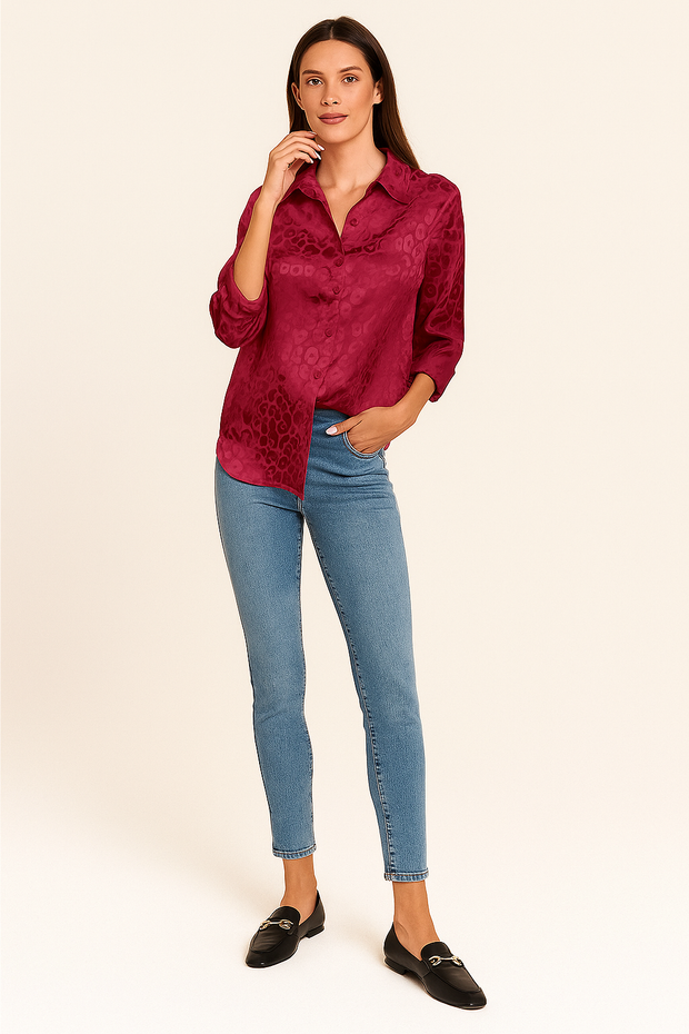 Damen – Satinbluse mit Leopardenmuster und klassischem Schnitt
