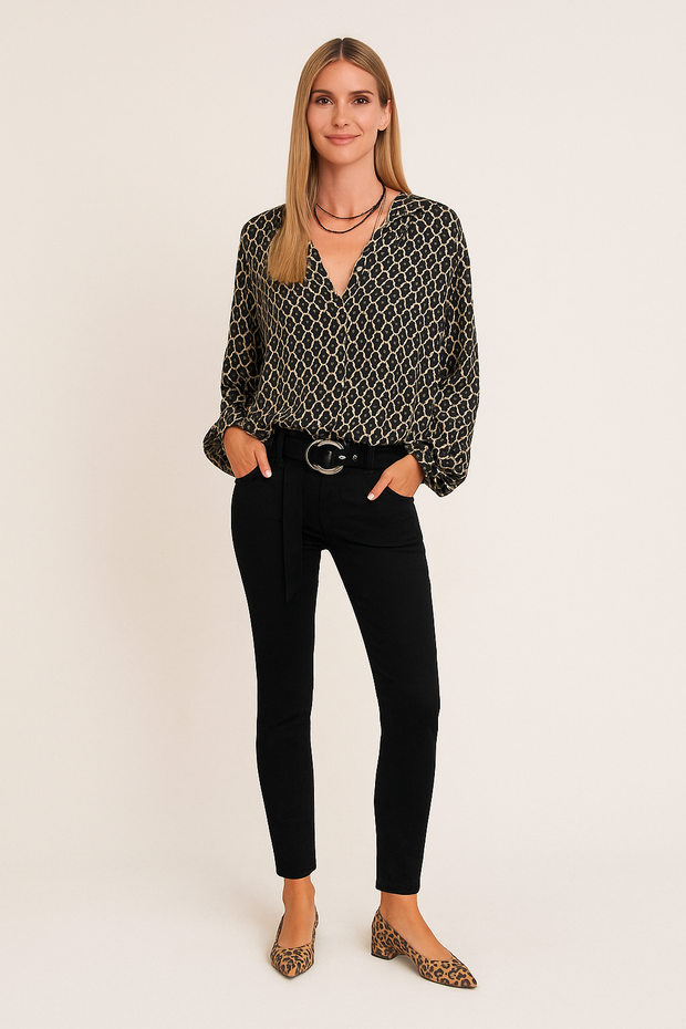 Damen – Bluse mit V-Ausschnitt und langen Ärmeln